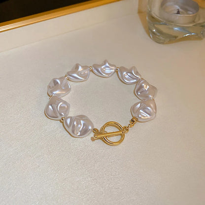 New Special-shaped Irregular Pearl Necklace For Women Fashionable Simple Neck Chain Clavicle Chain Exaggerated Pearl Necklace
